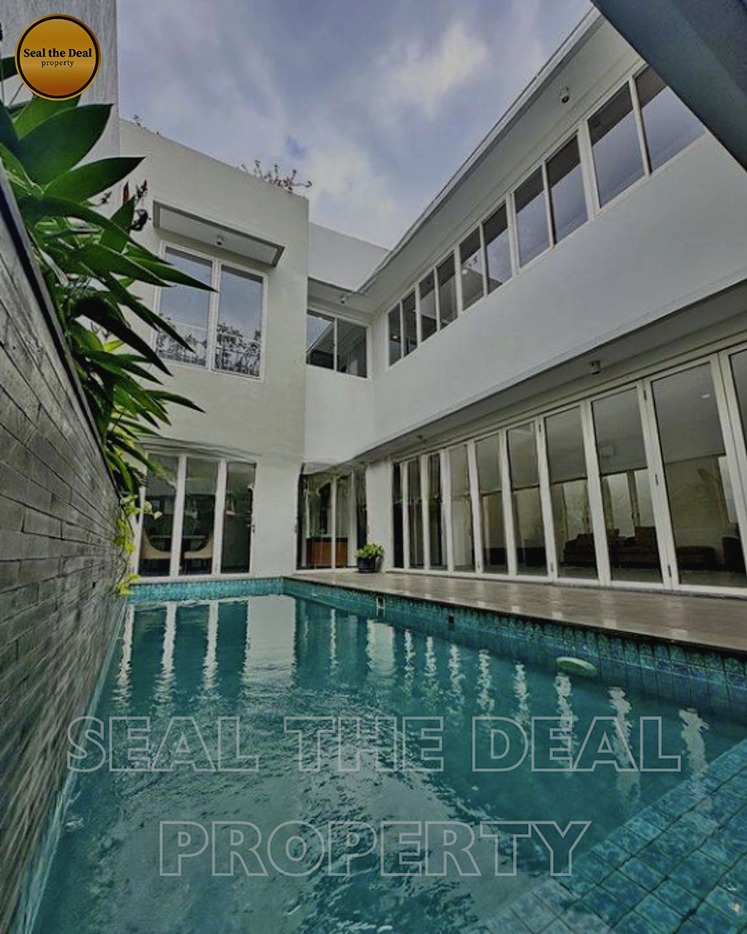 Disewakan Rumah Di Area Senopati/SCBD/Kebayoran Baru Jakarta Selatan STD028