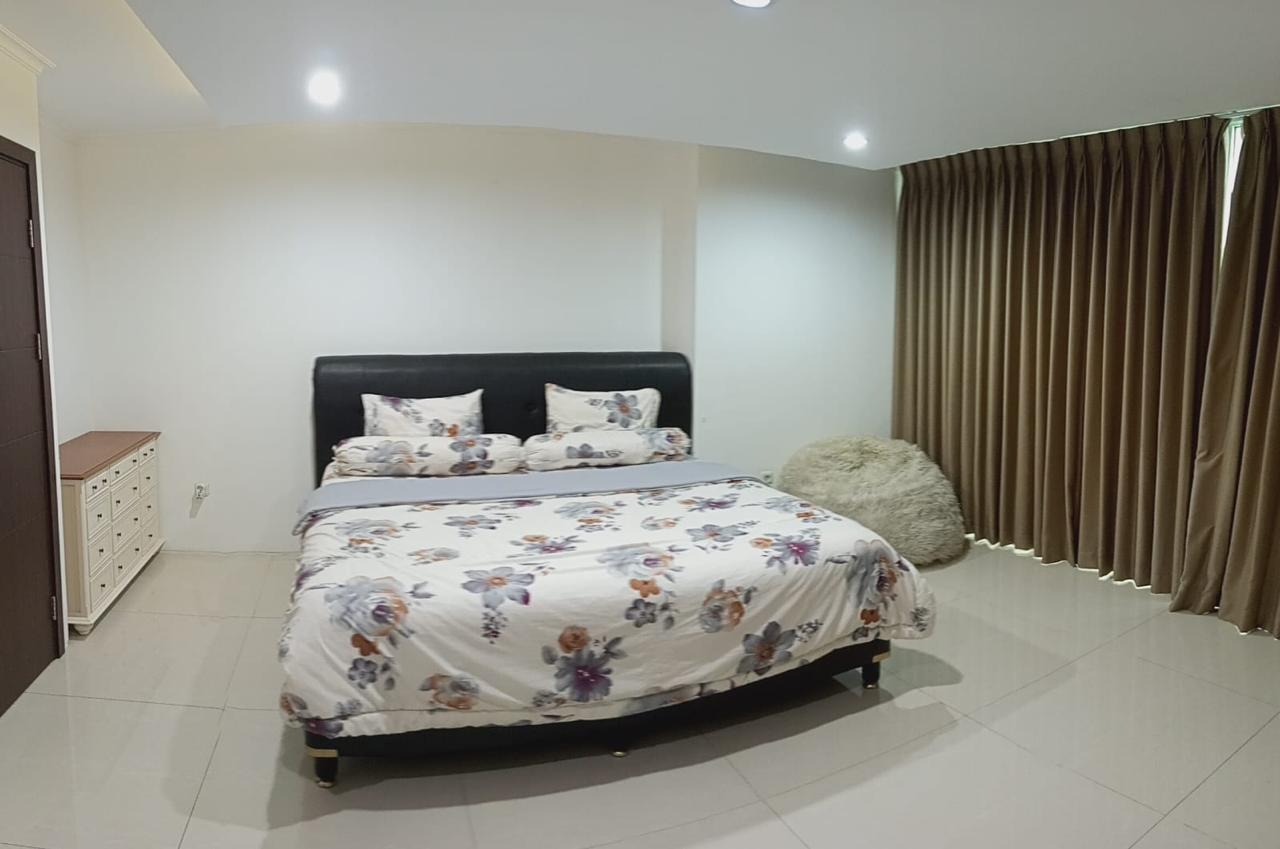 Di sewakan apartemen kemang village Residence type 3 Kamar Fully Furnished