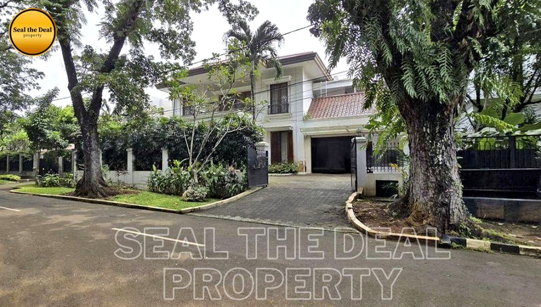 Disewakan Rumah Di Area Senopati/SCBD/Kebayoran Baru Jakarta STD533