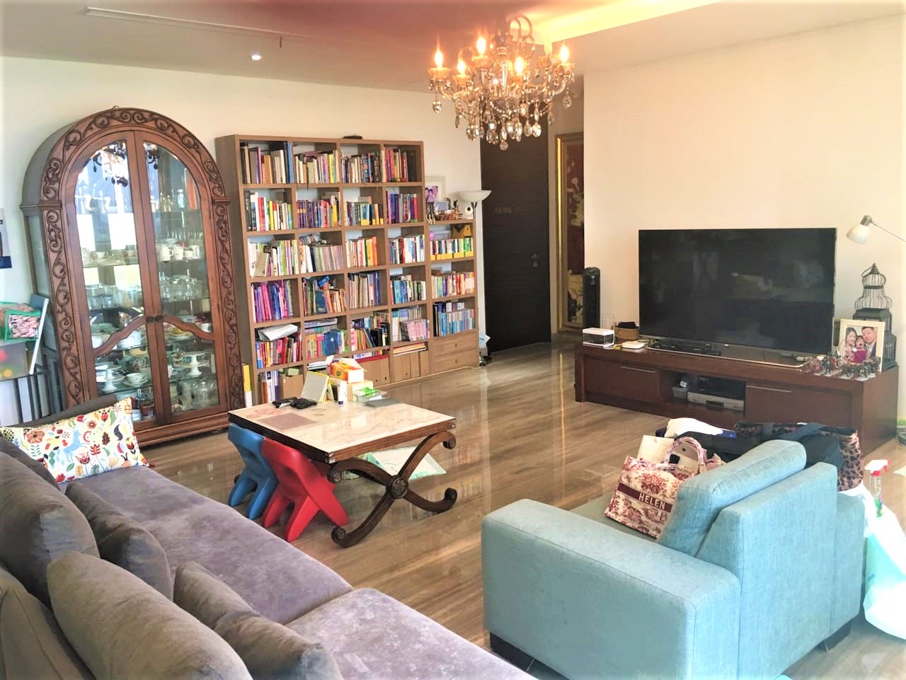 Dijual Apartemen Kemang Village Residence Tipe 4 Kamar Tidur Kondisi Fully Furnished