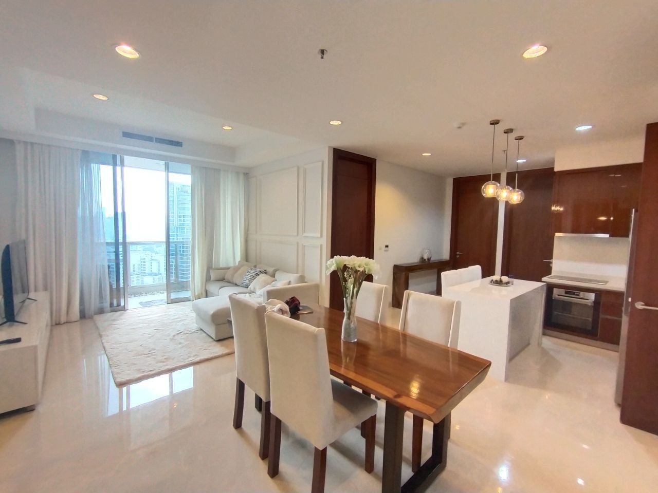 Disewakan Apartemen The Element Tipe 3 Kamar Tidur Kondisi Furnsihed