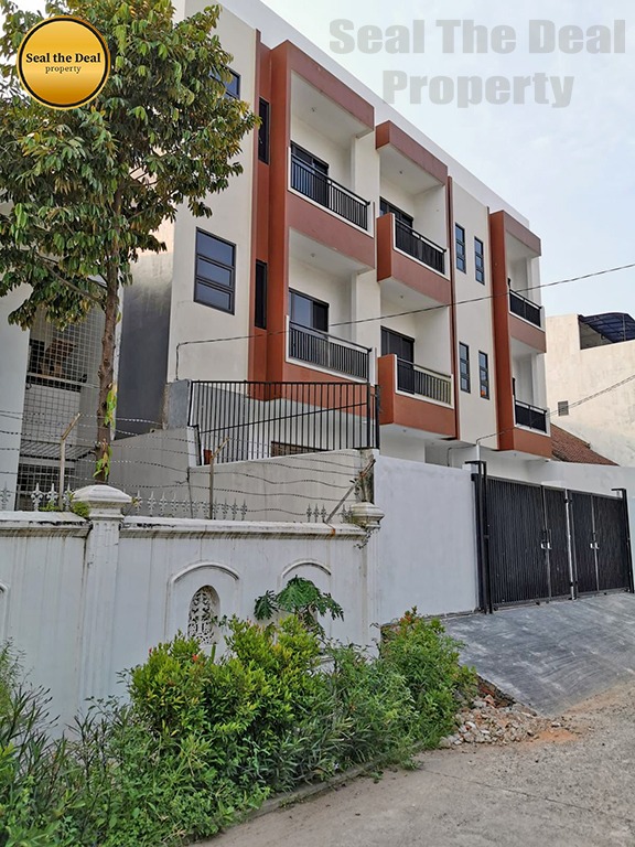 Dijual Rumah Di Daerah Petamburan Grogol Jakarta Barat STDN0138