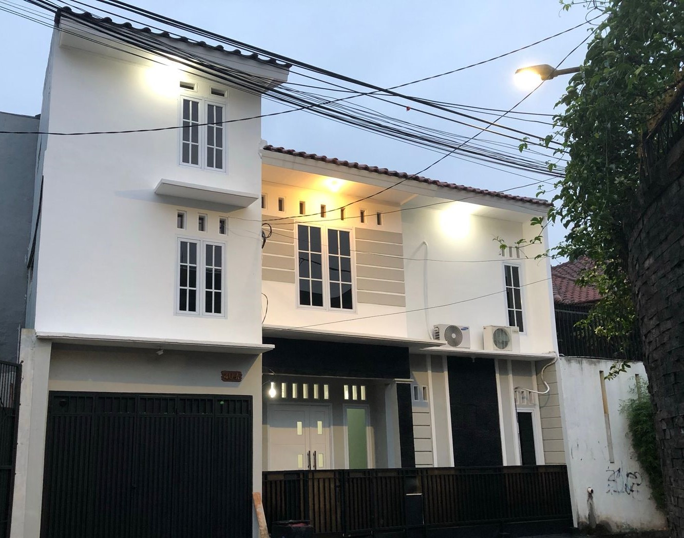 Disewakan Rumah Tipe 3 Kamar Tidur di Pejaten Jakarta Selatan