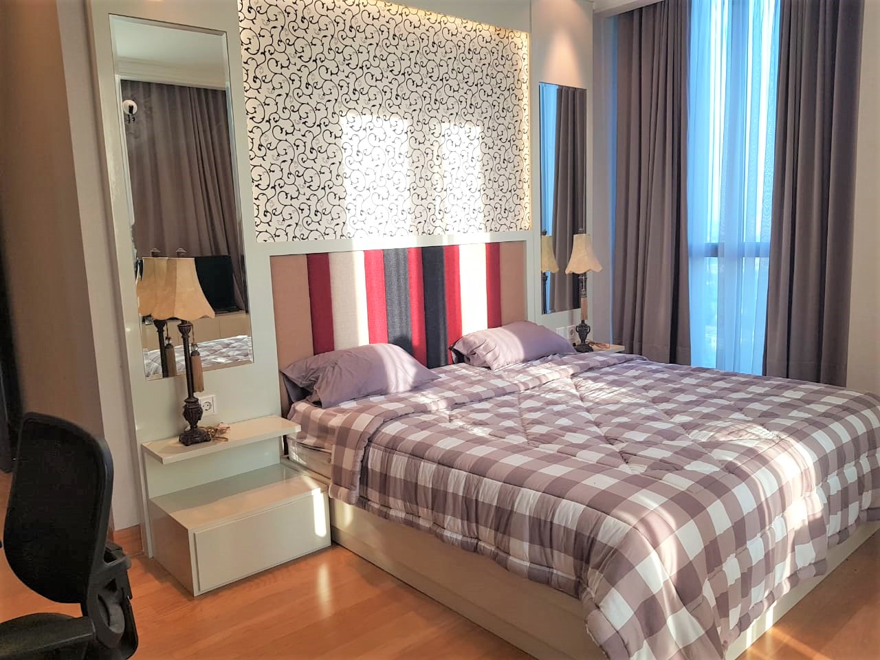 Dijual Murah Apartemen Residence 8 Tipe 2 Kamar Tidur Kondisi Fully Furnished