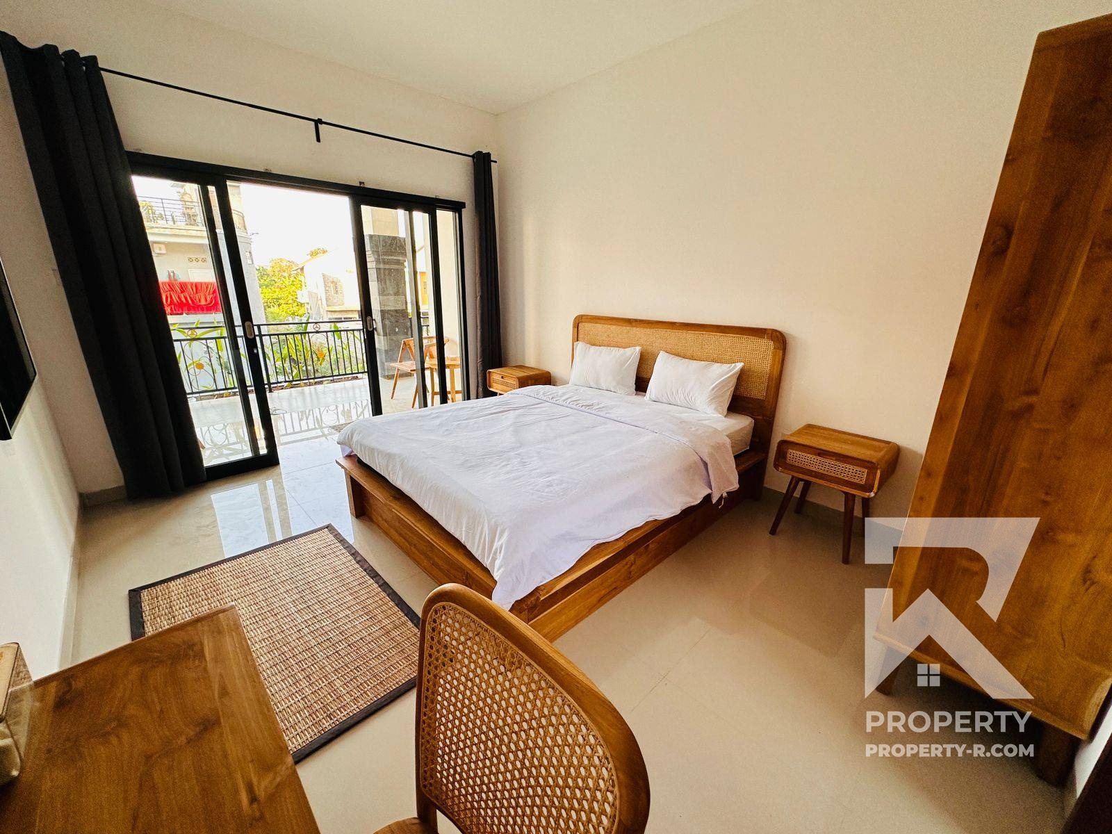 For Rent Apartment Studio w/ Private Bathroom in Kerobokan Bali