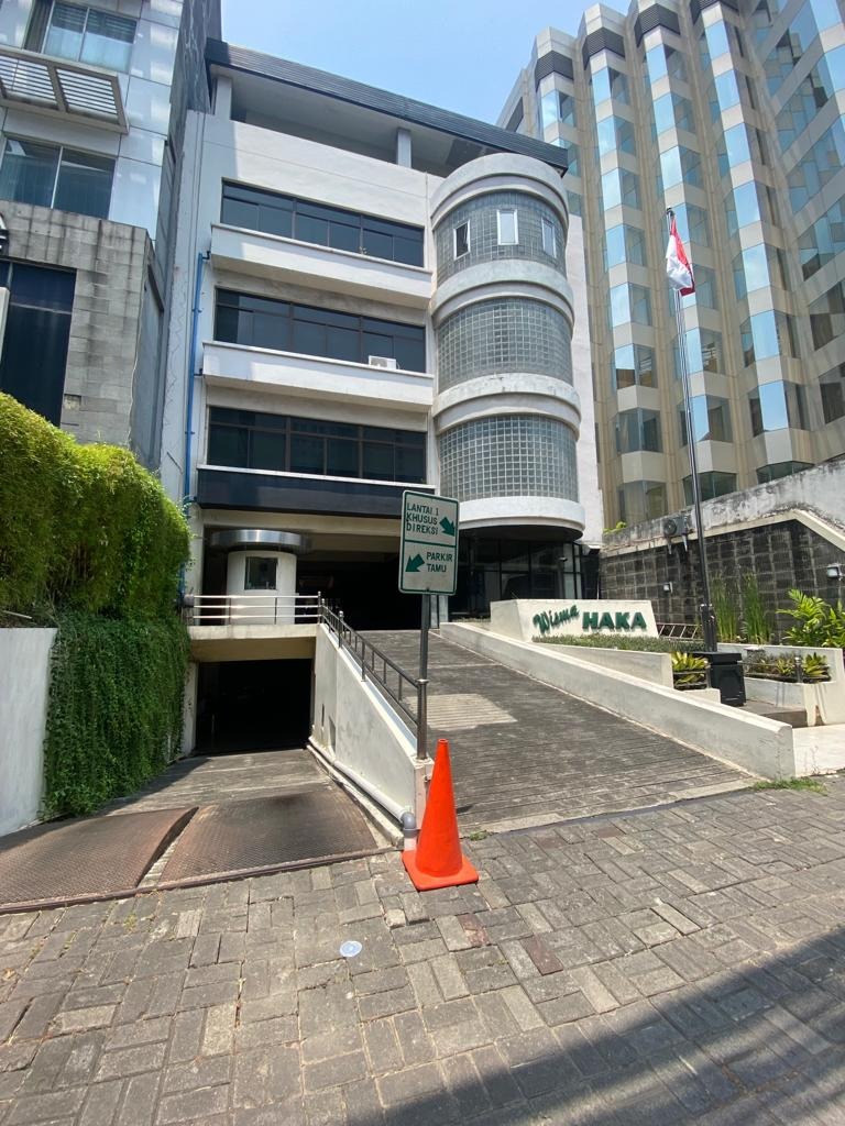 Dijual Gedung Kantor 5 Lantai  Siap Pakai di Menteng  Jakarta Pusat