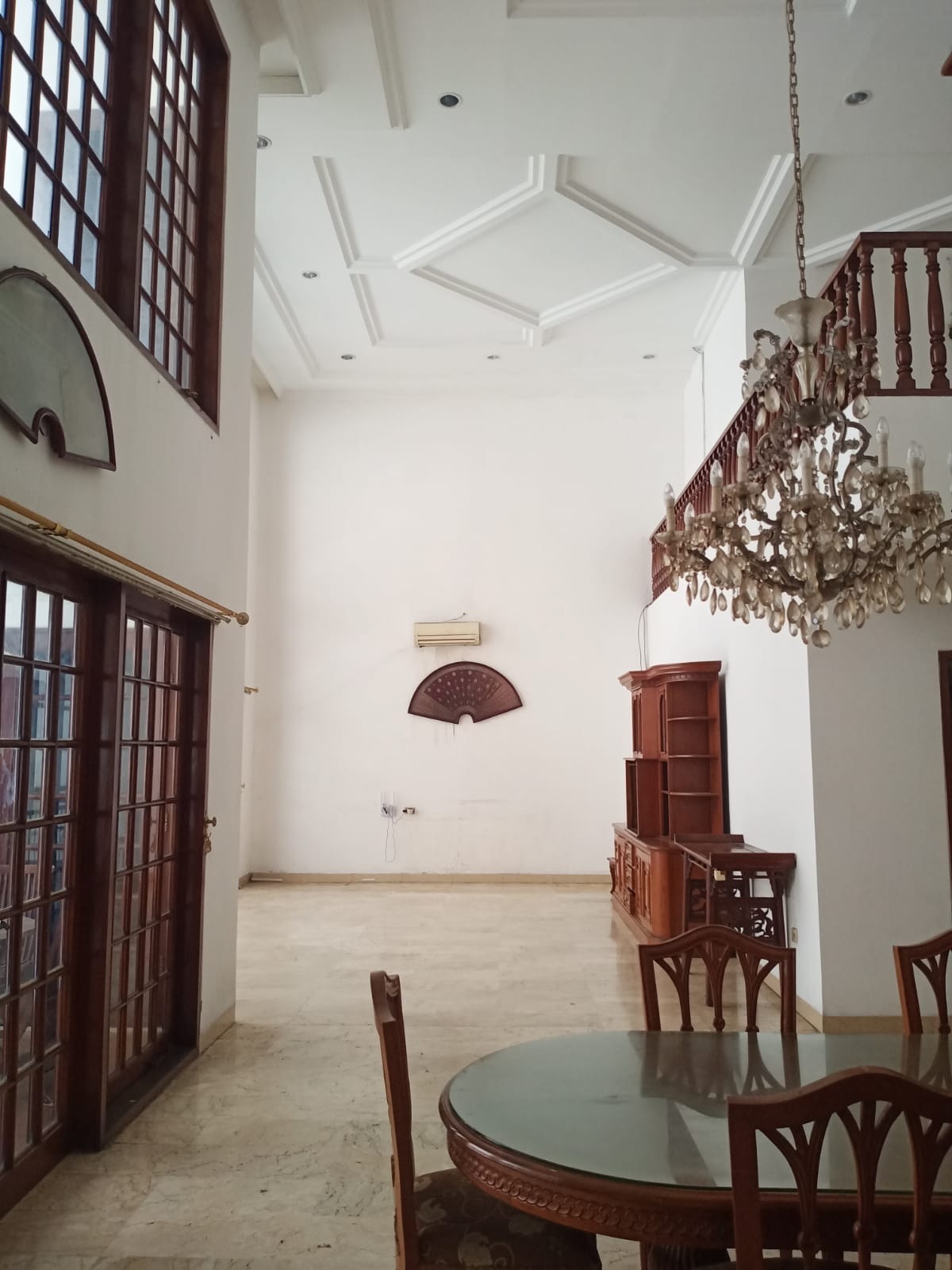 Disewakan Rumah di Mega Kuningan Jakarta Selatan Bisa Untuk Kantor