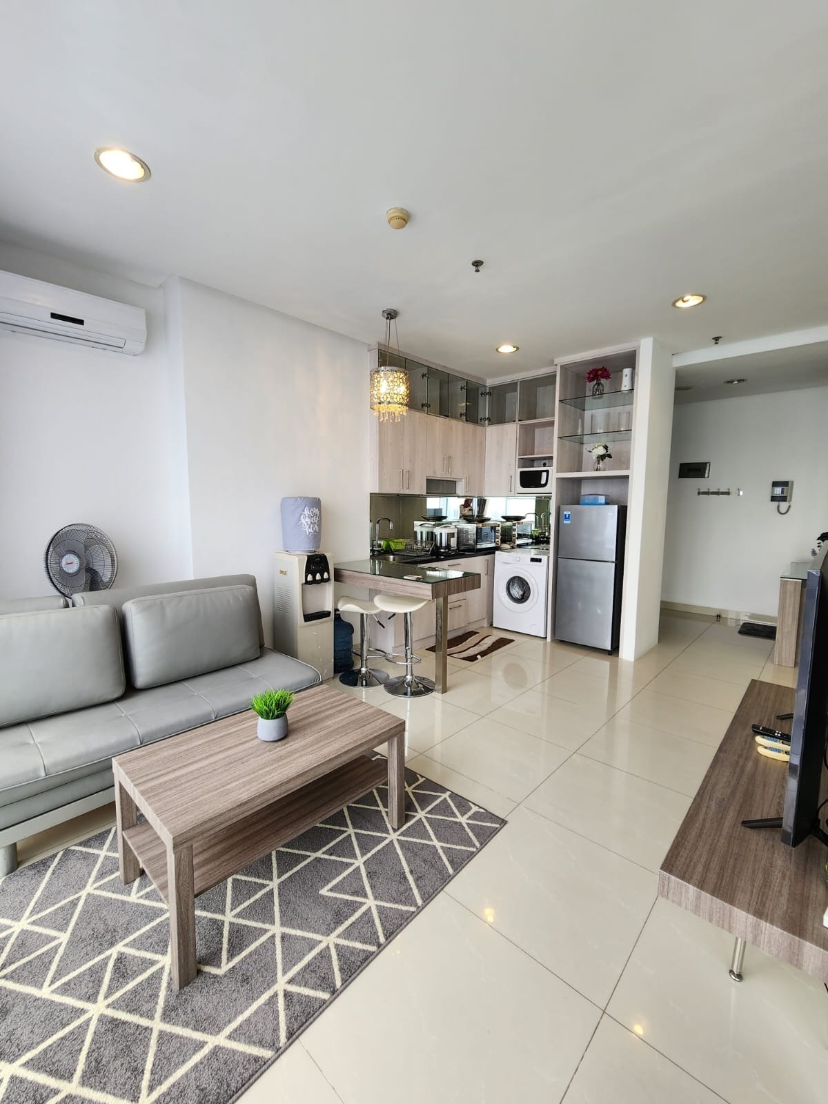 Dijual Apartemen Kemang Mansion Jakarta Selatan – Tipe Studio Room Full Furnished