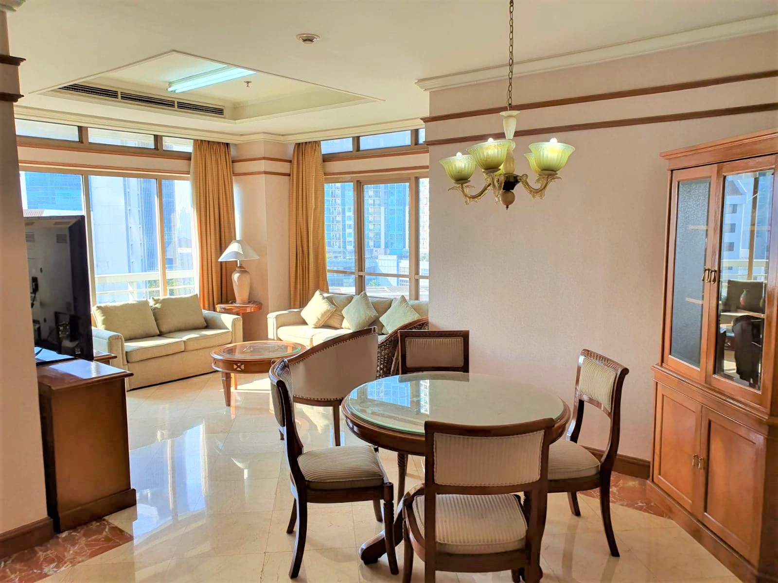 Disewakan Apartemen Somerset Grand Citra Tipe 3 Kamar Tidur Kondisi Fully Furnished