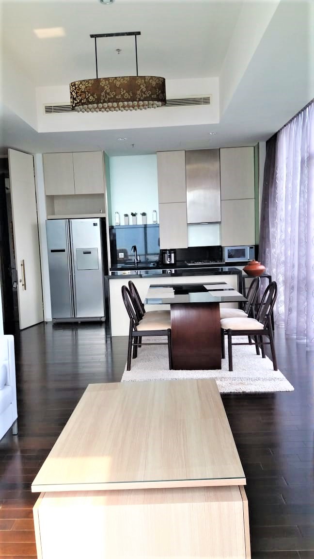 Dijual Apartemen Verde 1 Tipe 3 Kamar Tidur Kondisi Fully Furnished
