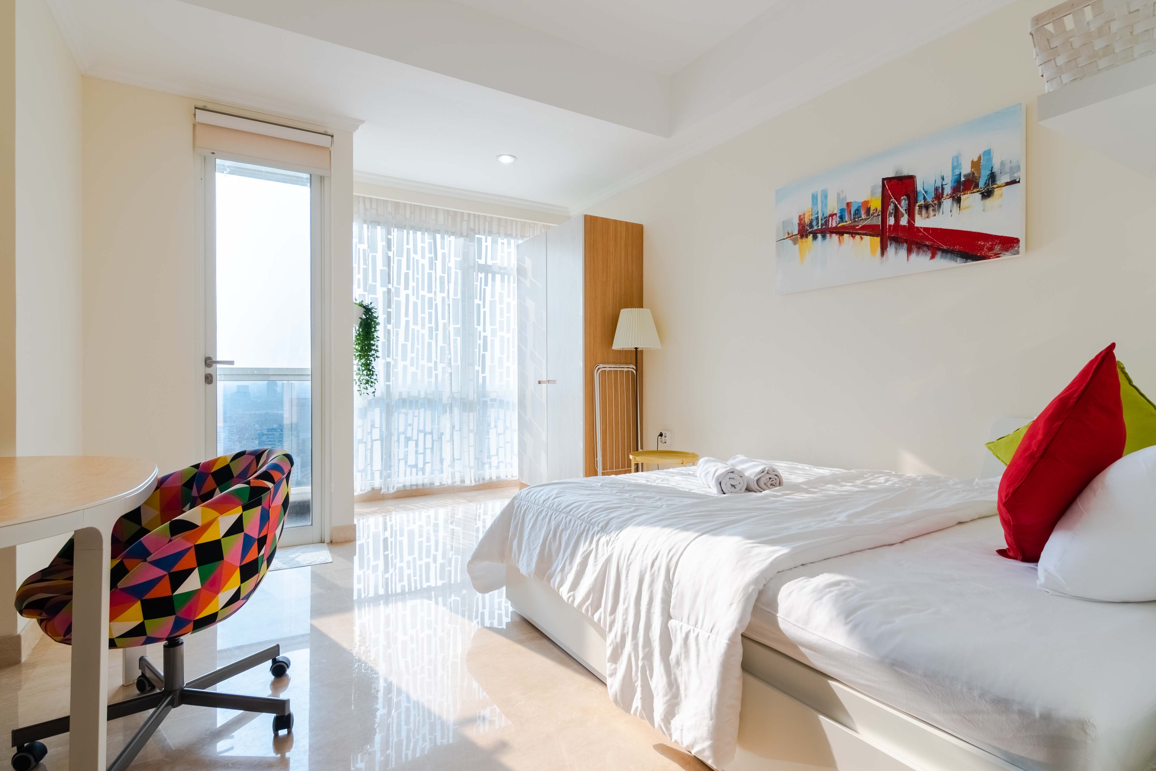 Disewakan Apartemen Menteng Park Tipe Studio Room Kondisi Fully Furnished