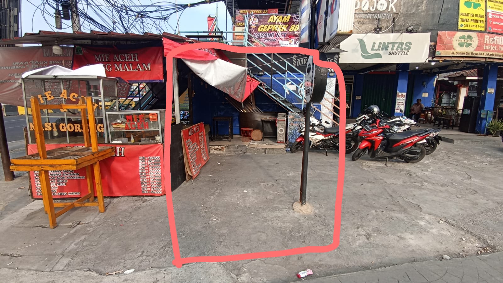 Disewakan Stand Tempat Usaha di Sunan Giri, Rawamangun Jakarta Timur