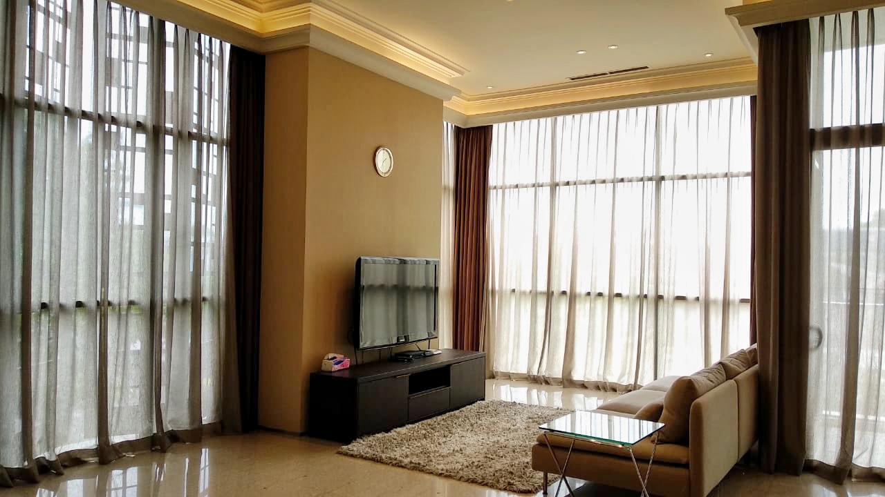 Dijual Apartemen Senopati Suites Tipe 2 Kamar Tidur Kondisi Semi Furnished