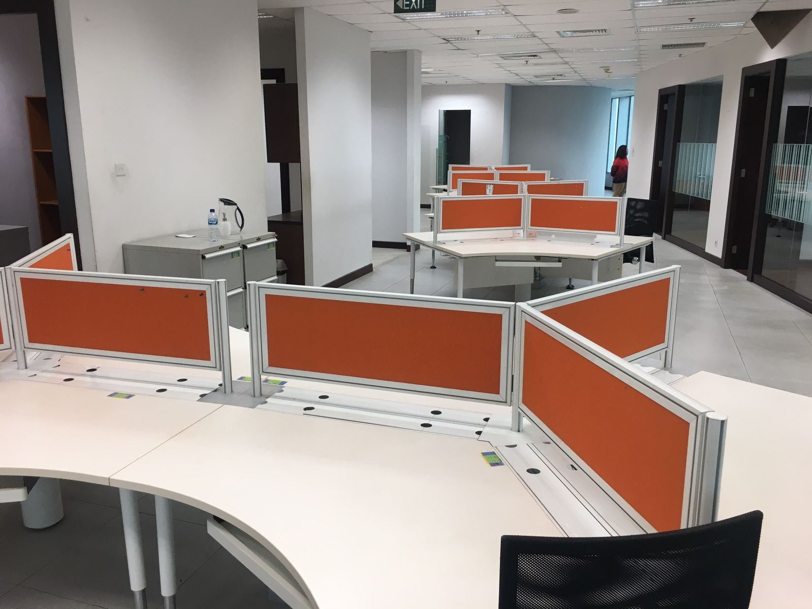 Disewakan Ruang Kantor Di Wisma 46 Area Sudirman Kondisi Fully Furnished