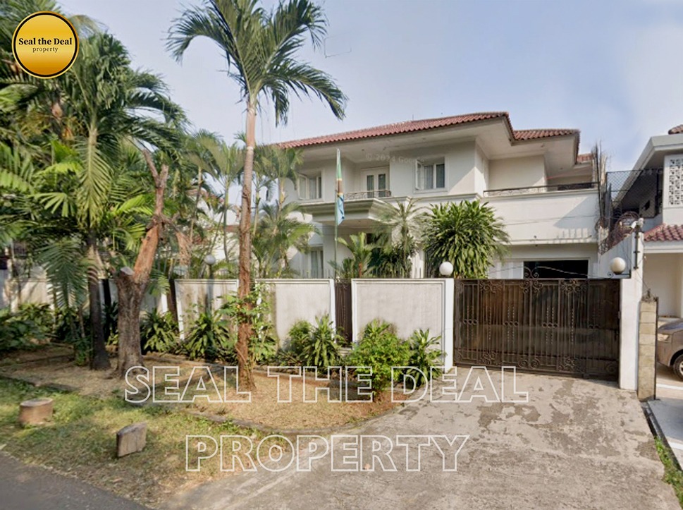 Disewakan Rumah Di Area Senayan/Kebayoran Baru/Hangtuah Jakarta Selatan STD173