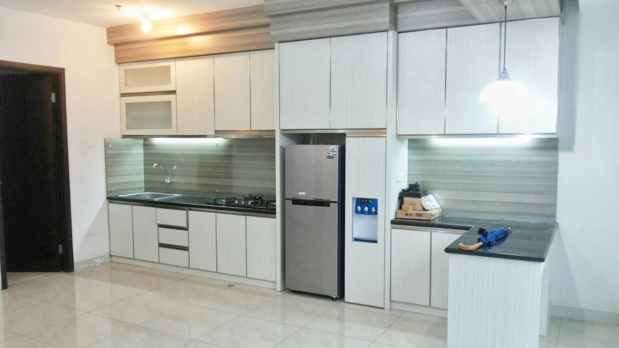 Dijual Apartemen Aspen Residence Tipe 3 Kamar Tidur Kondisi Semi Furnished