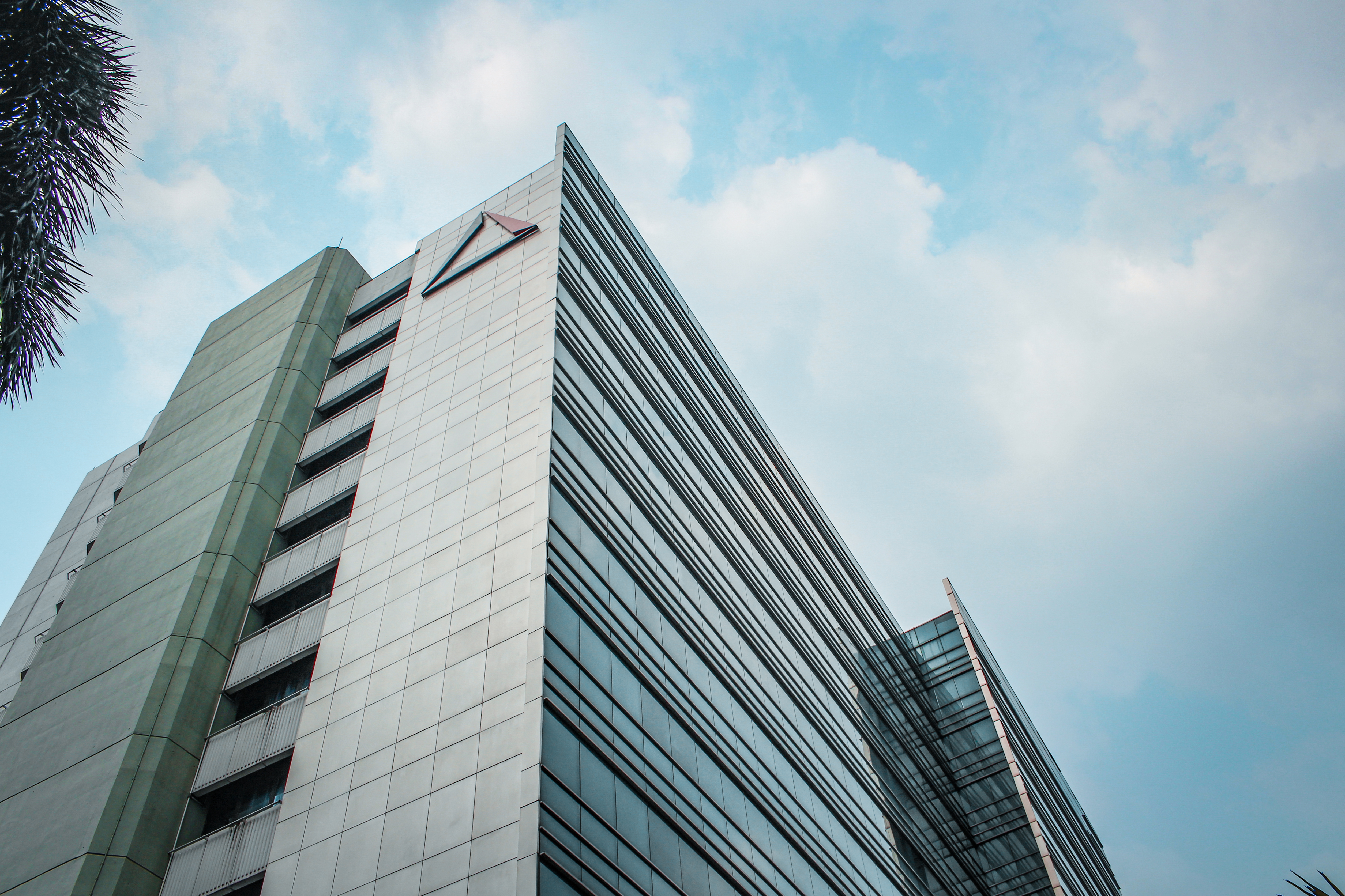 Disewakan Ruang Kantor di Commodity Square CBD Gatot Soebroto Jakarta Selatan