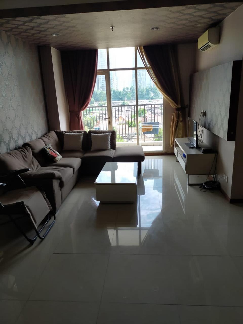 JUAL Apartment Thamrin Residence TOWER CONDOMINIUM - Tipe 2 KT - 120m2 - Furnished