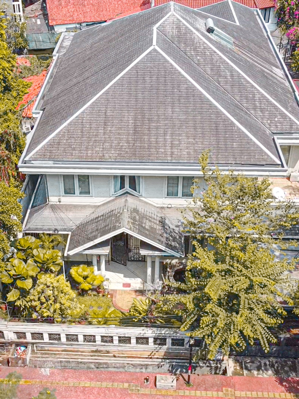 Disewakan Rumah Tipe 6 Kamar Tidur di Menteng Jakarta Pusat