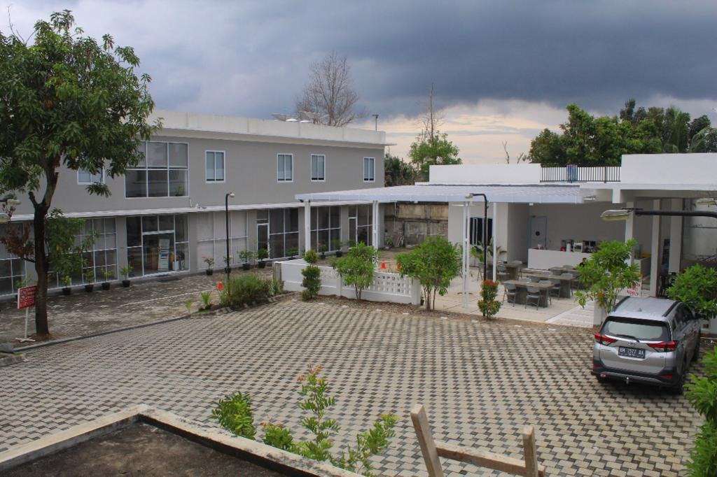 Penginapan + Cafe Syariah