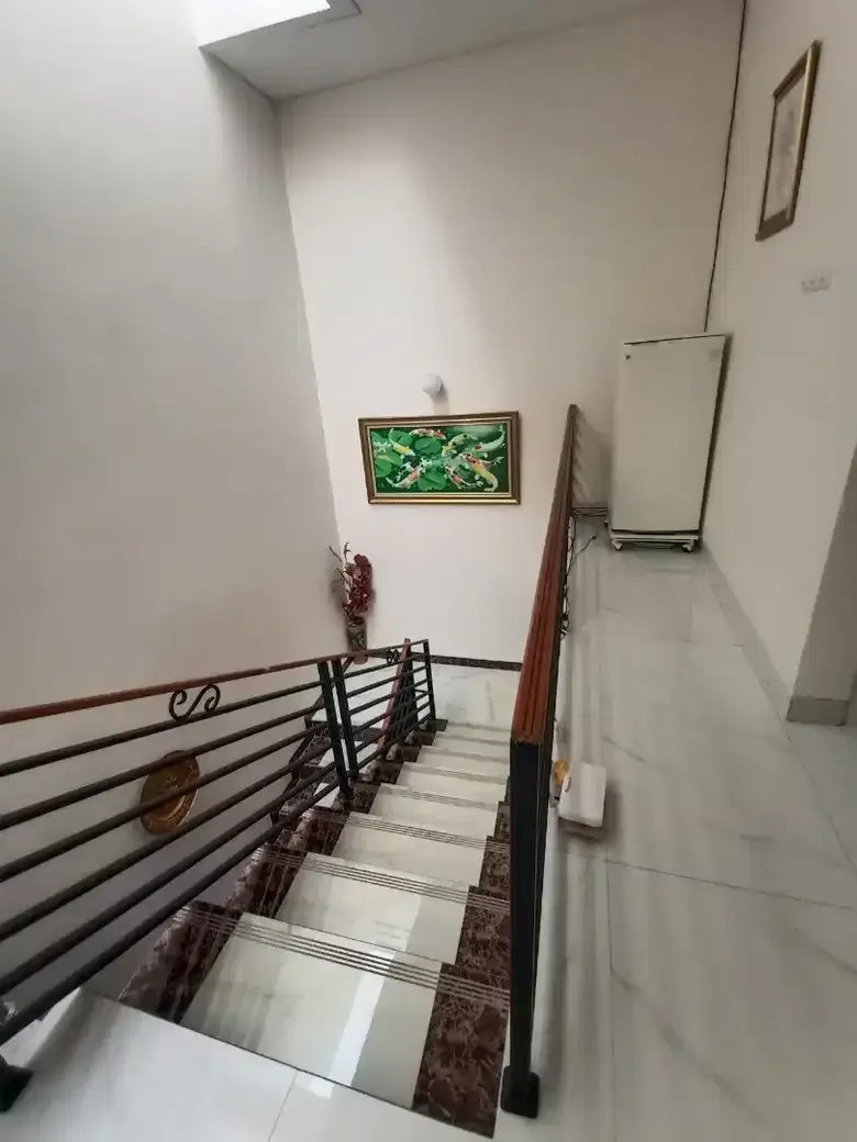 Jual Rumah  di Sunrise Garden jakarta barat