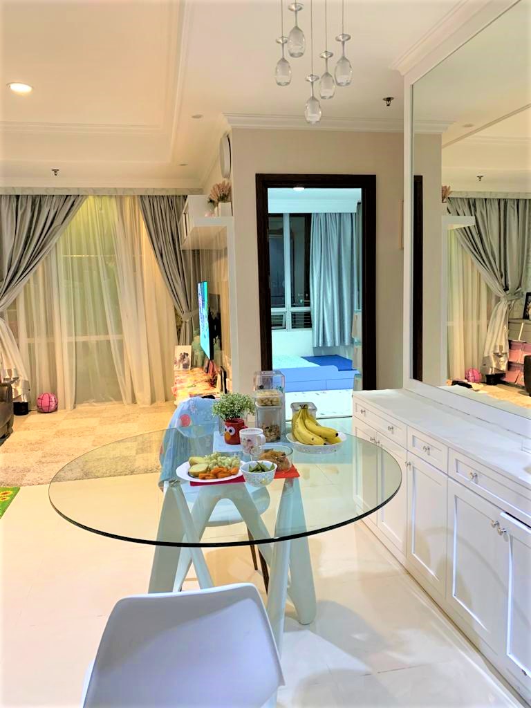 Dijual Apartemen Denpasar Residence Tipe 2 Kamar Kondisi Semi Furnished