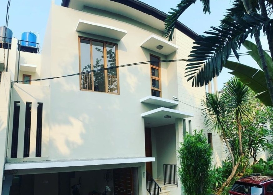 Disewakan rumah Kemang Selatan
