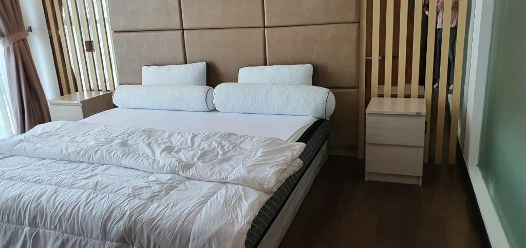 Dijual Apartemen Kemang Village Residence Tipe 3+1 Bedroom