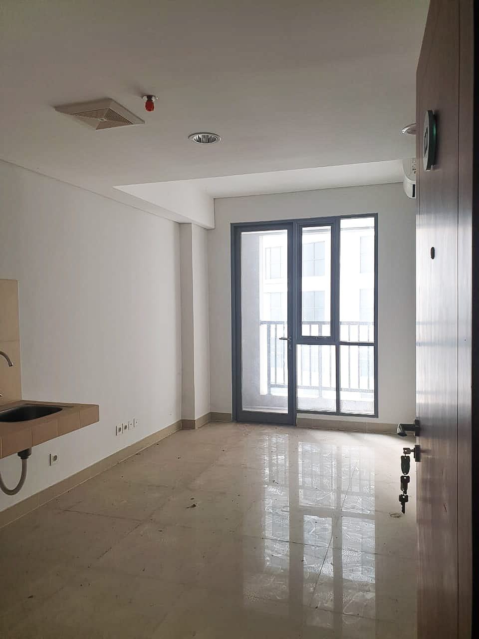 Dijual Apartemen Royal Olive Tipe 2 Kamar Tidur Kondisi Un Furnished