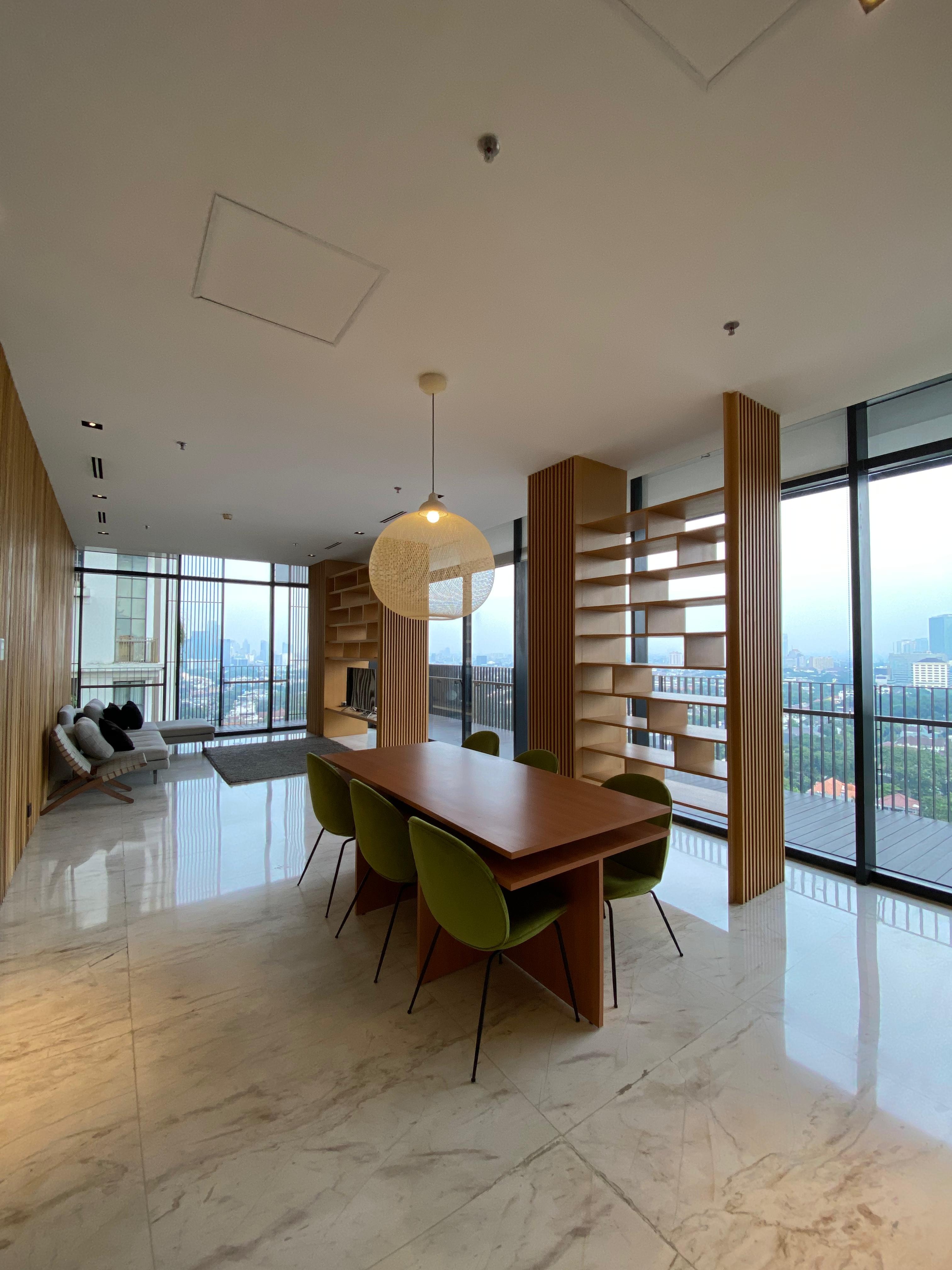 Disewakan Apartemen Senopati Suites Tipe 3 Kamar Tidur Furnished