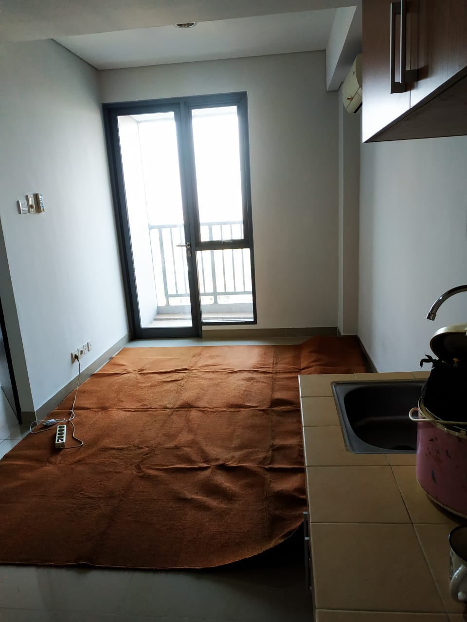 Dijual Apartemen Royal Olive Tipe 1 Kamar Tidur Kondisi Semi Furnished