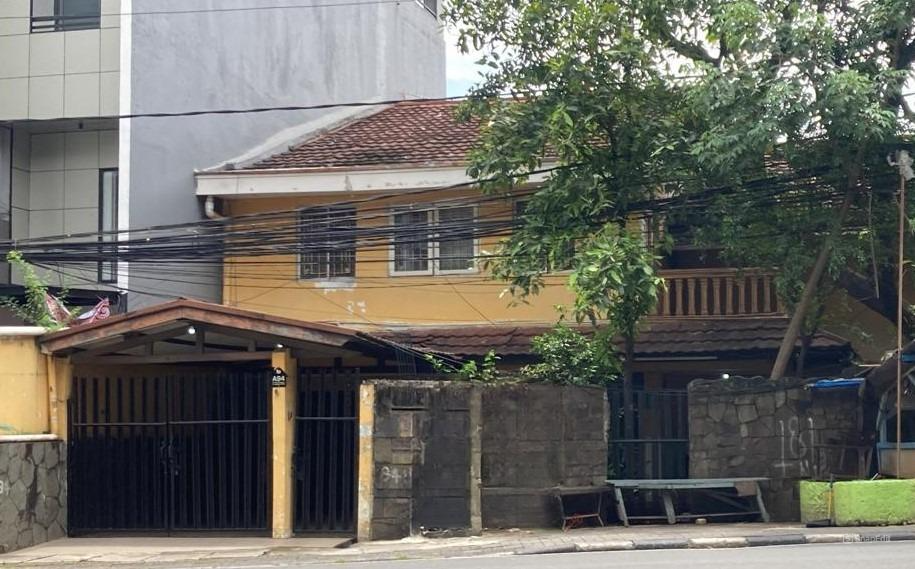 Dijual Rumah Klasik Tipe 3 Kamar Tidur di Bendungan Hilir Jakarta Pusat