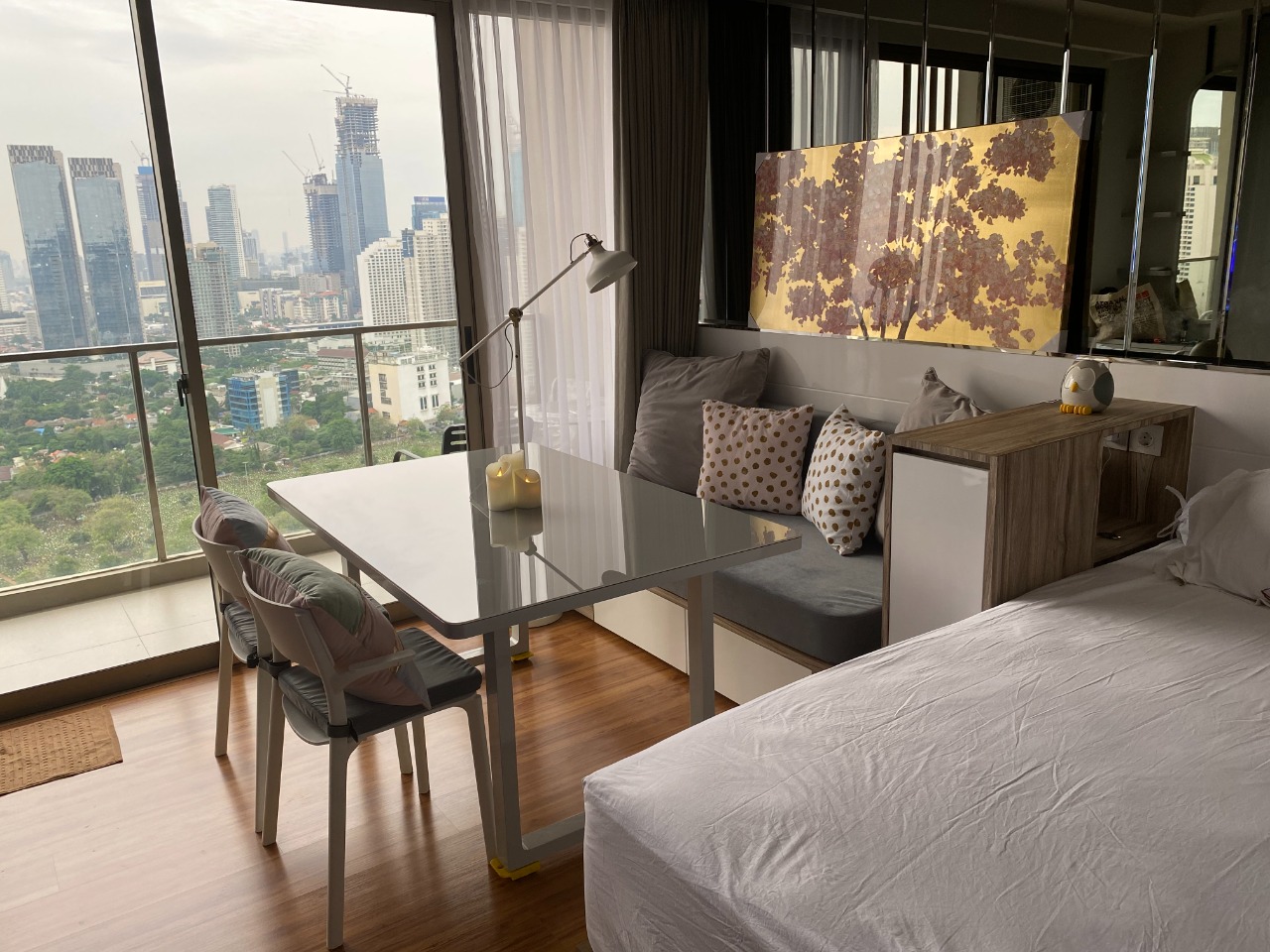 Disewakan Apartemen Sudirman Hill Tipe Studio Kondisi Fully Furnished