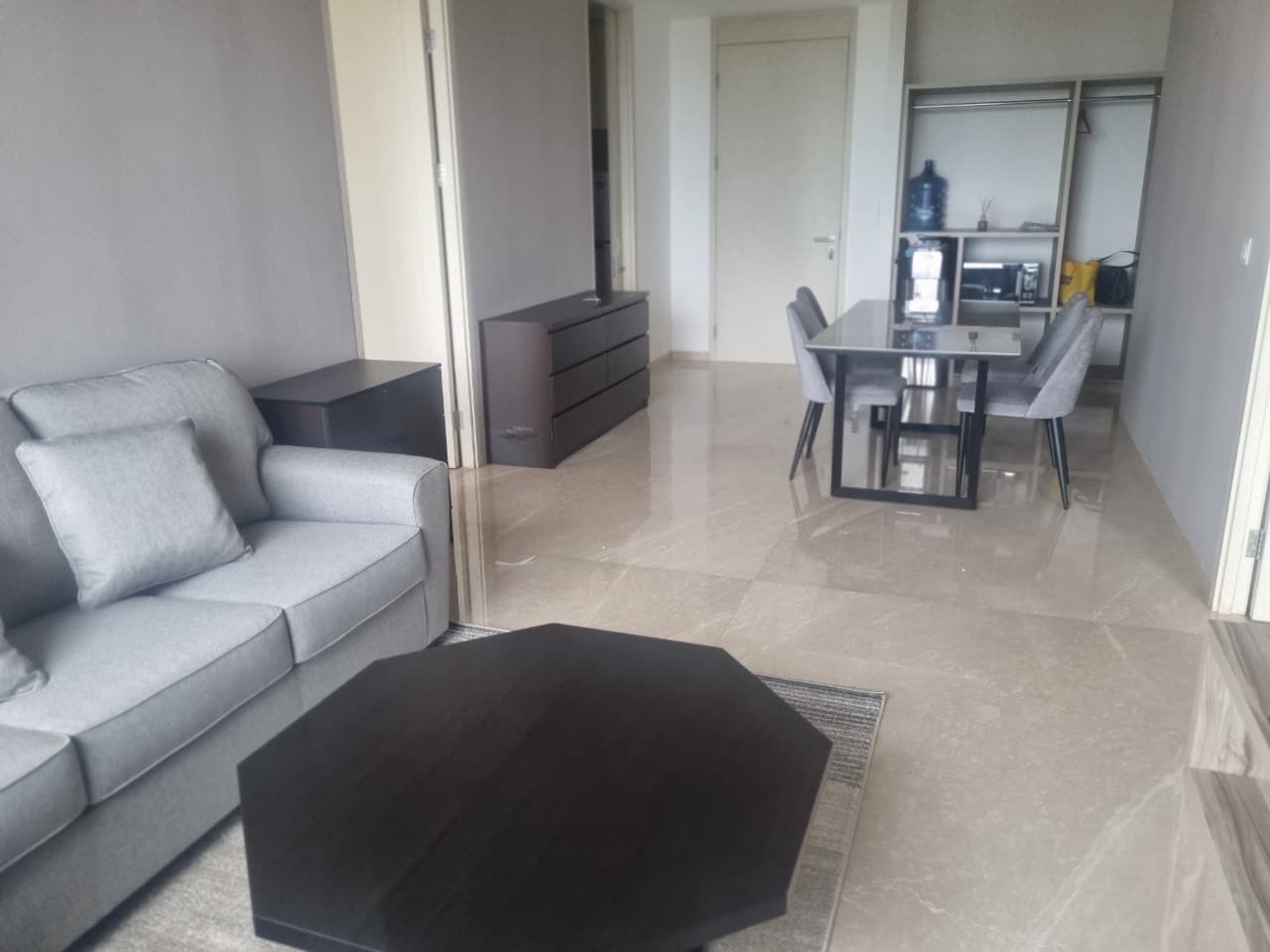 SEWA Apartemen Izzara TOWER NORTH Tipe 2BR - 108 m2 - Furnished