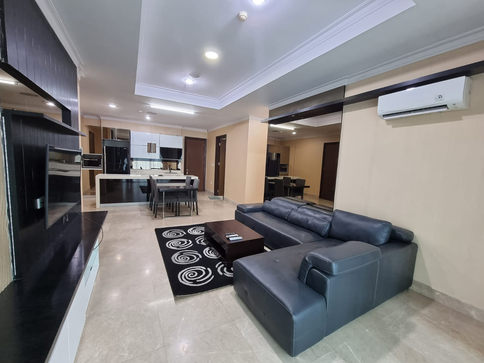 Dijual Apartemen Residence 8 Jakarta Selatan Tipe 3 Bedroom Kondisi Fully Furnished
