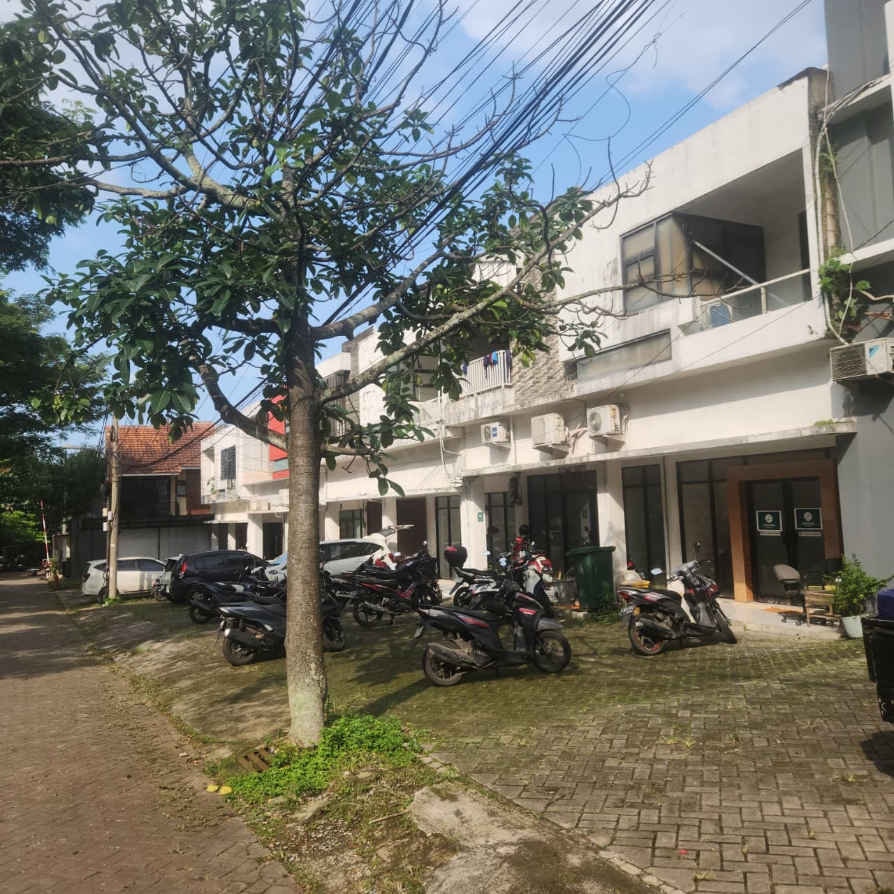 Rukan Woodhill Residence