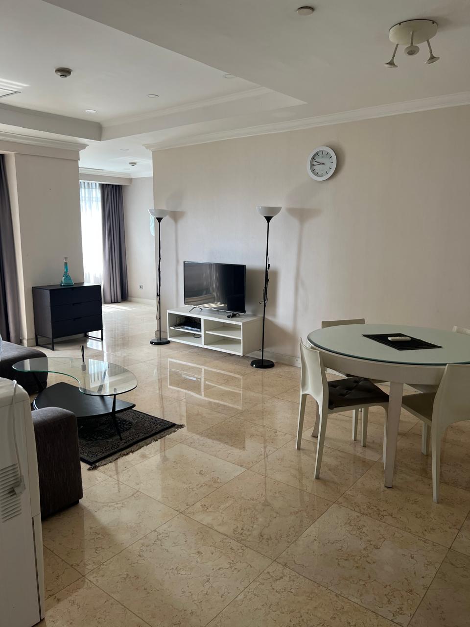 Dijual Apartemen Istana Sahid Tipe 2 Kamar Tidur Kondisi Fully Furnished