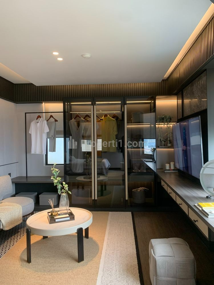 Dijual Apartemen Aryaduta Semanggi Tipe 3 Kamar Kondisi Furnished