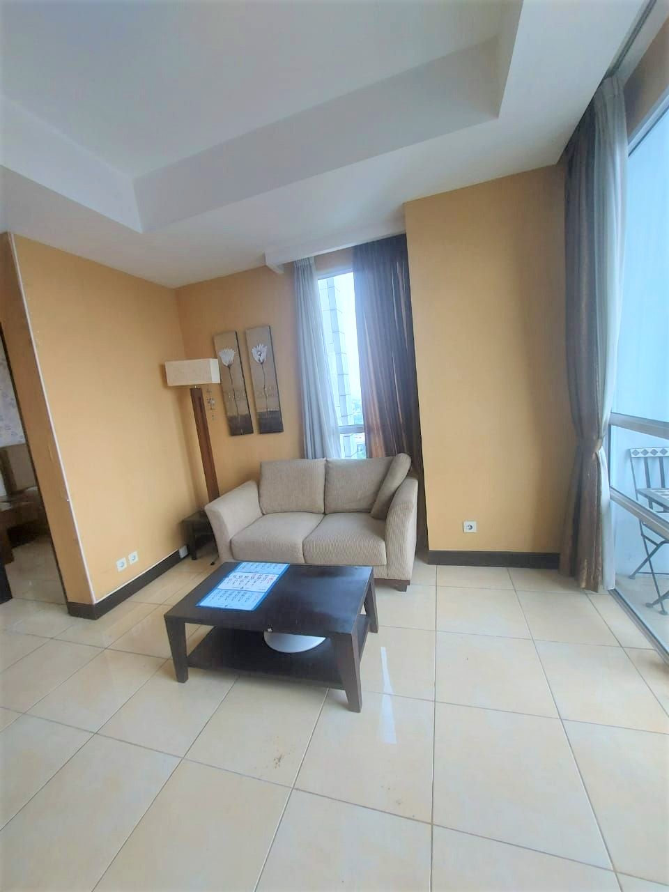 Disewakan Apartemen Essence Darmawangsa Tipe 3 Kamar Tidur Kondisi Fully Furnished