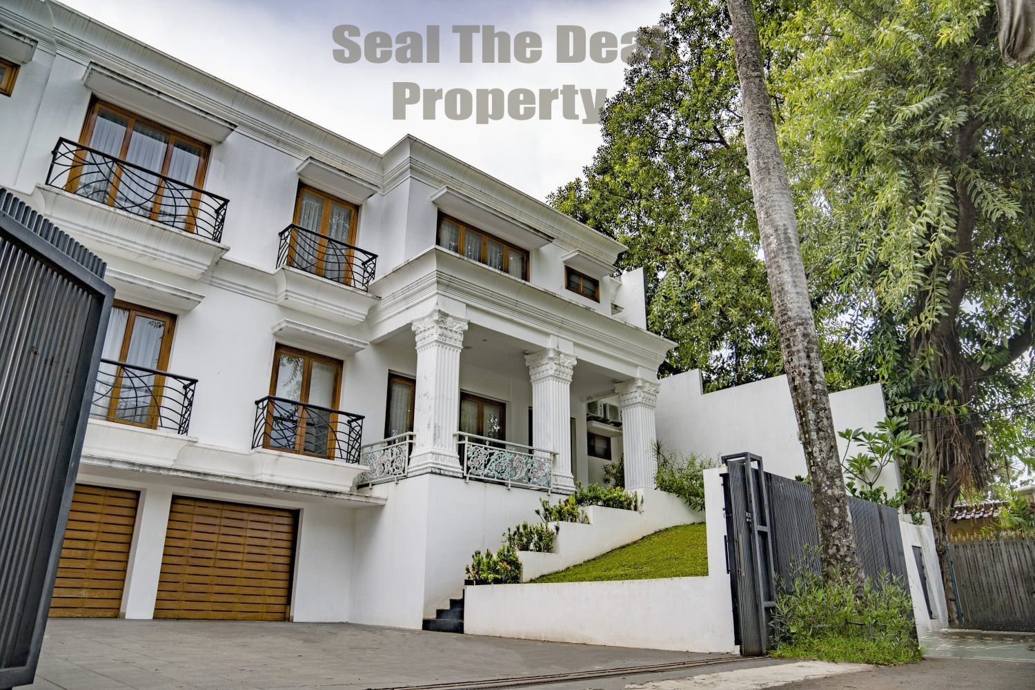 Disewakan Rumah Luas Di Jeruk Purut/Puri Bunga Jakarta Selatan STD330