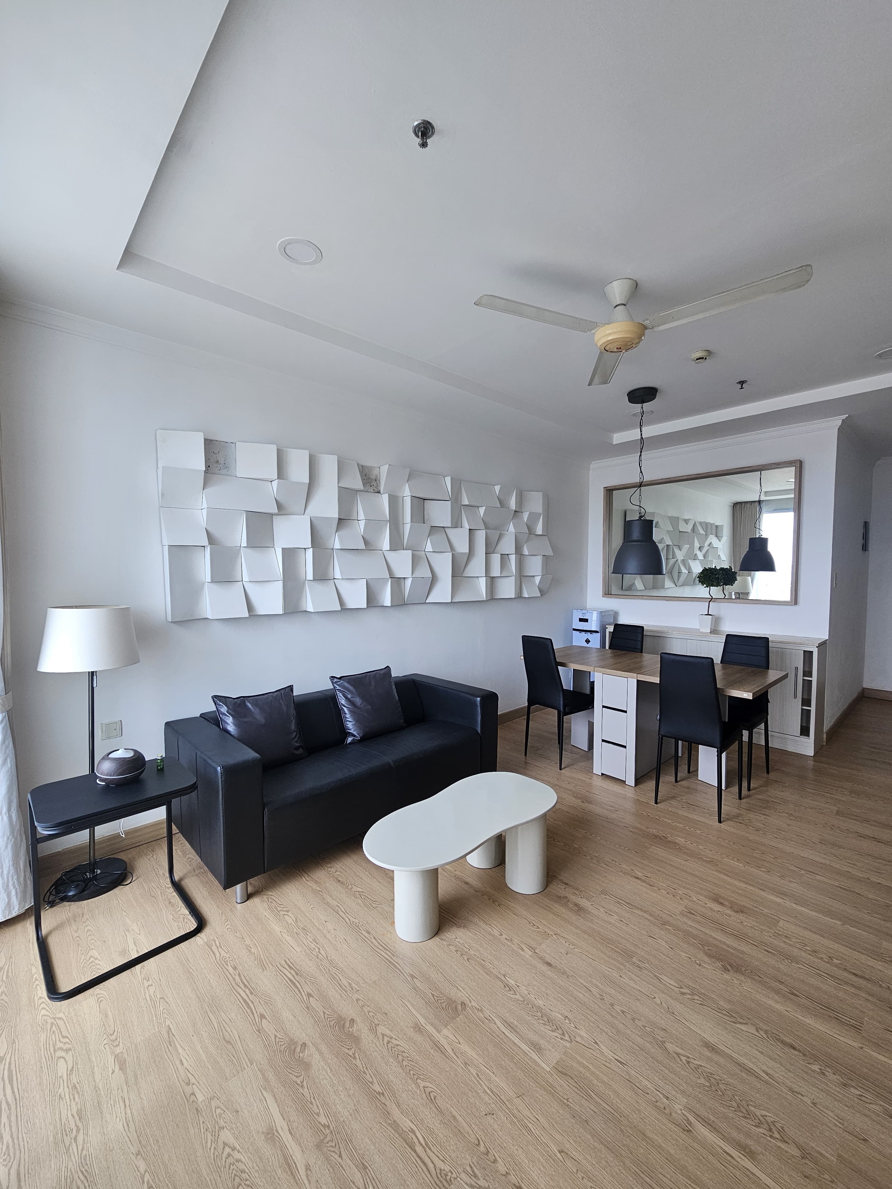 Disewakan Apartemen Essence Darmawangsa Tipe 2 Kamar Tidur Kondisi Fully Furnished