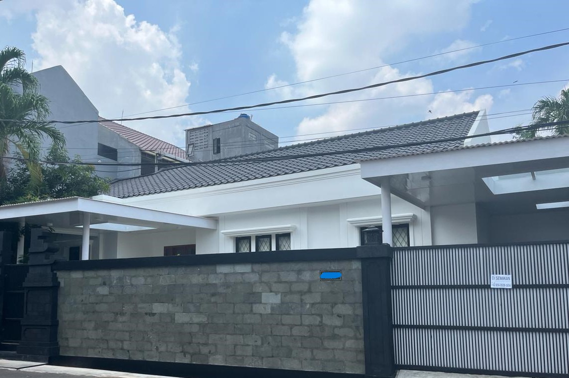 Disewakan Rumah Tipe 3 Kamar Tidur di Cipete Jakarta Selatan