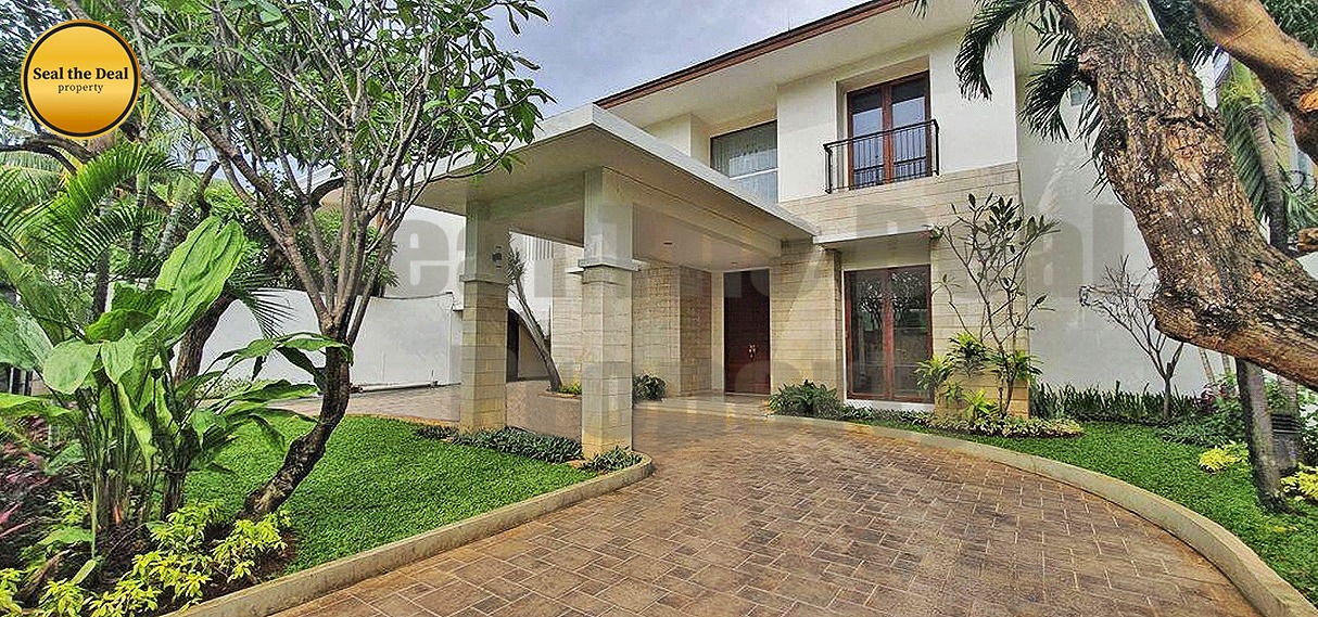 Disewakan Rumah DI Area Pejaten Jakarta Selatan STD506