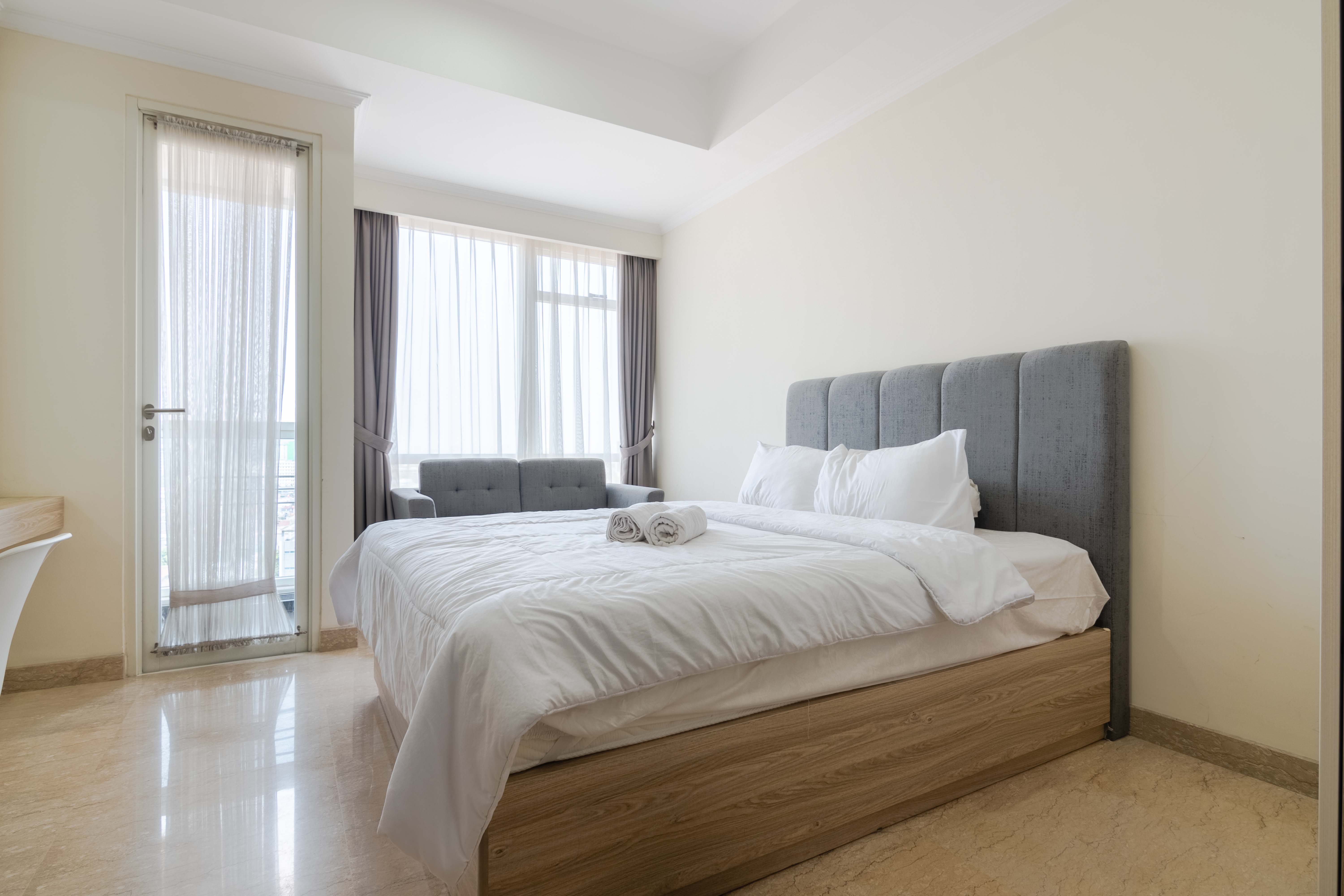 Disewakan Apartemen Menteng Park Tipe Studio Room Kondisi Fully Furnished