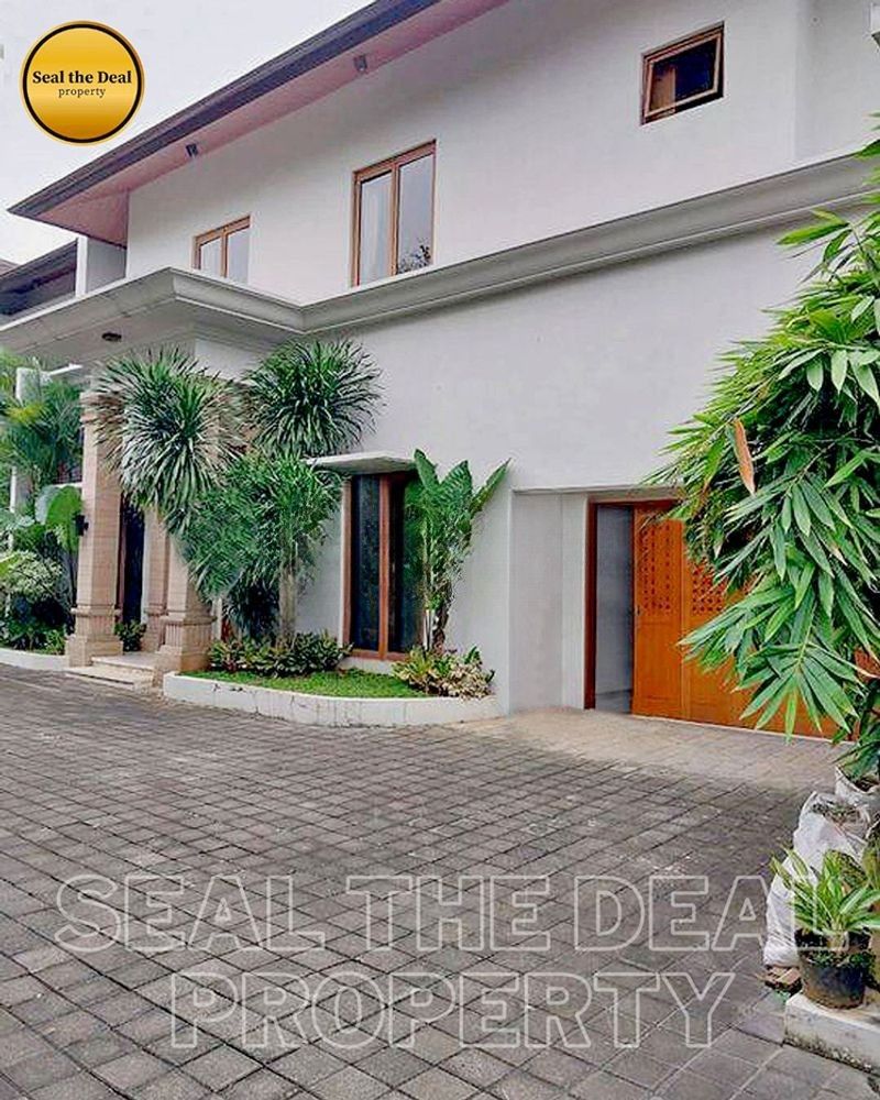 Disewakan Rumah Di Area Kemang/Pejaten/Ampera Jakarta Selatan STD558