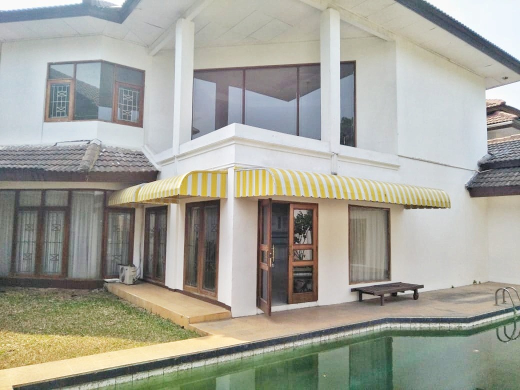 Disewakan Rumah Dalam Komplek di Ampera Jakarta Selatan